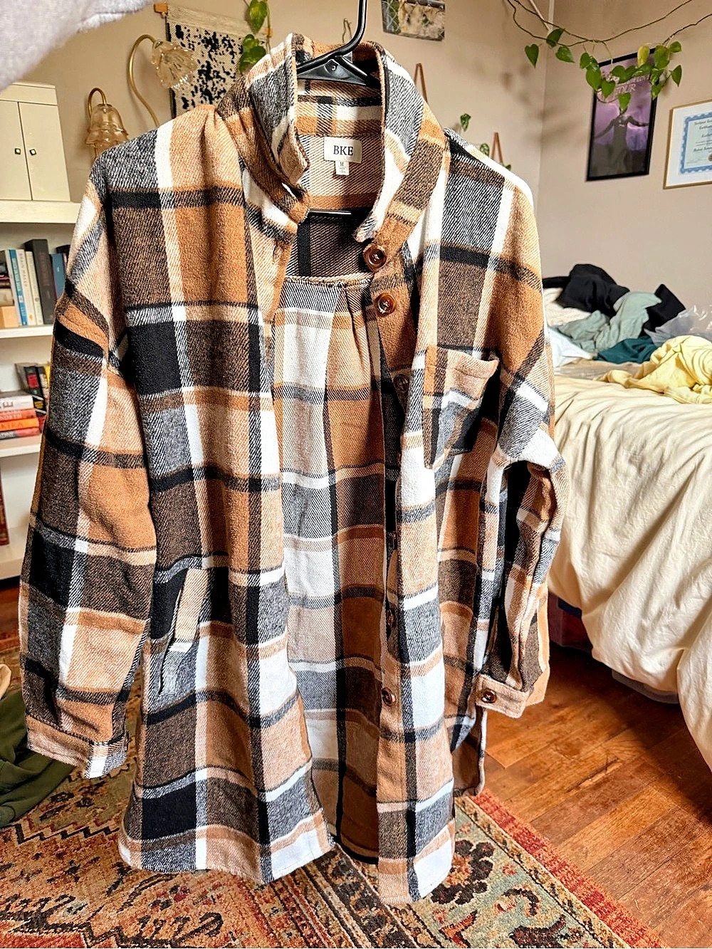 BKE Plaid Shacket in Brown & Black Size Medium